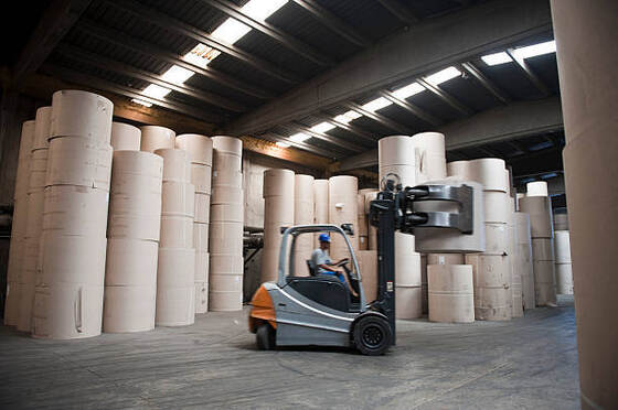 Harga bagus Larut dalam Air Kationik styrene akrilik ukuran permukaan agen pelarut air ideal untuk pengolahan permukaan kertas dan pencetakan yang ditingkatkan on line